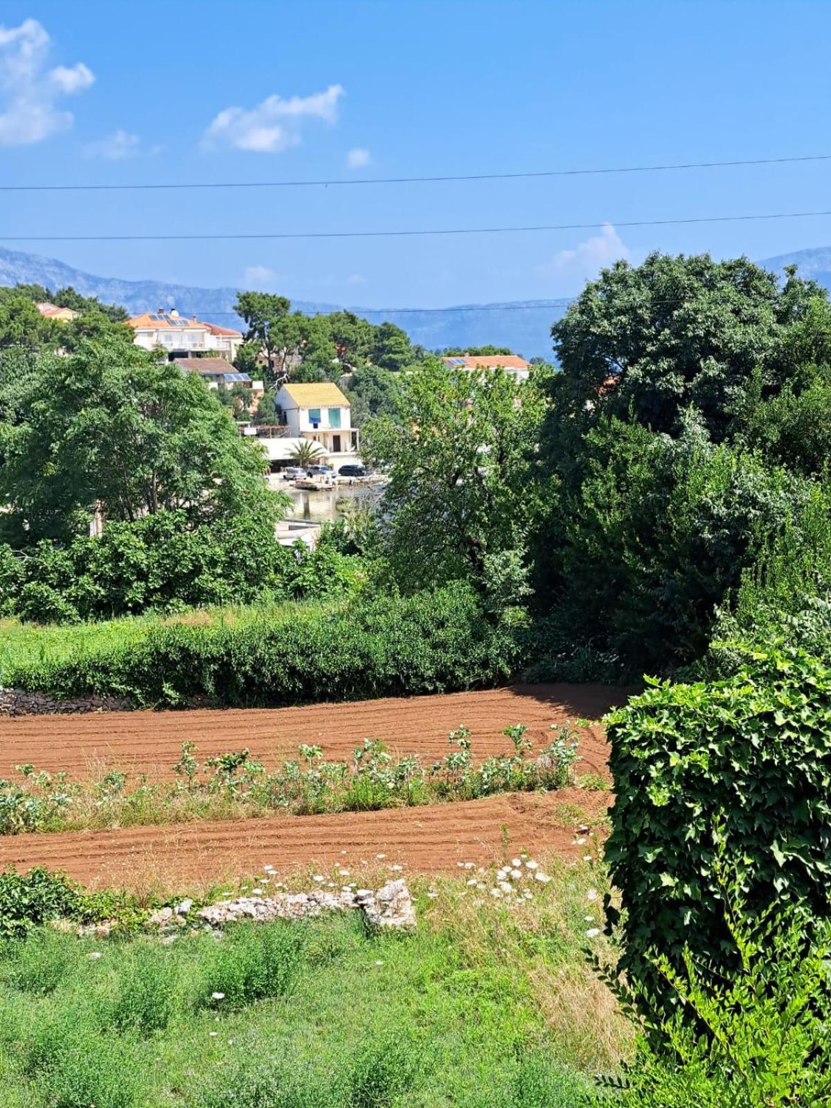Apartmani Dusica 鲁巴达 外观 照片
